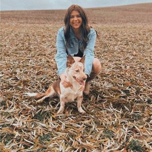 Meet your Posher, Kelly